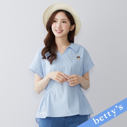 betty’s貝蒂思　V領刺繡小熊腰間鬆緊上衣(共二色)